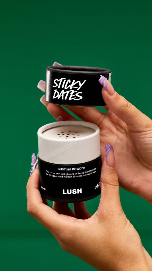 Sticky Dates - US 9544