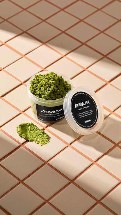 Herbalism - US 4623