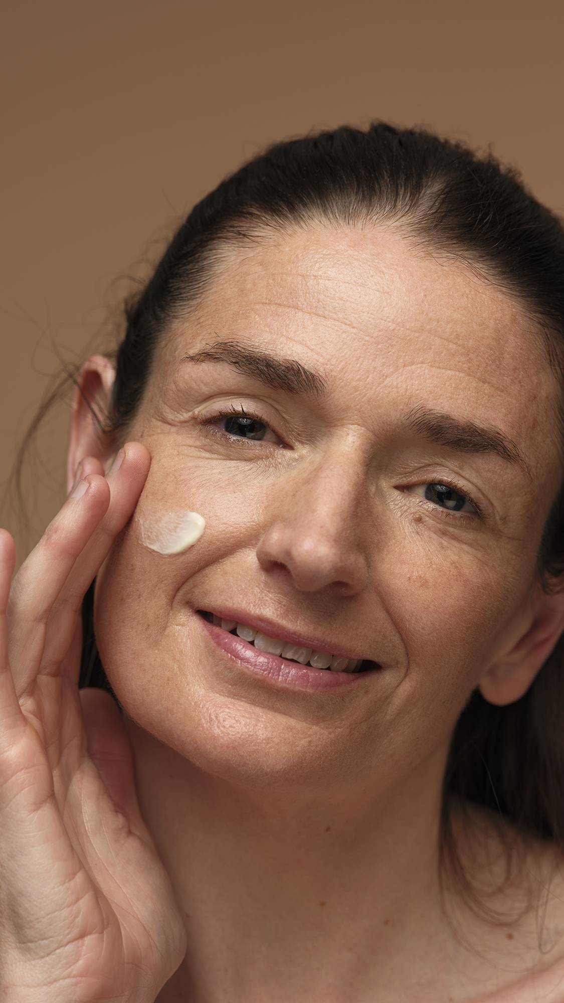 Skin's Shangri La Self-Preserving - US 2681