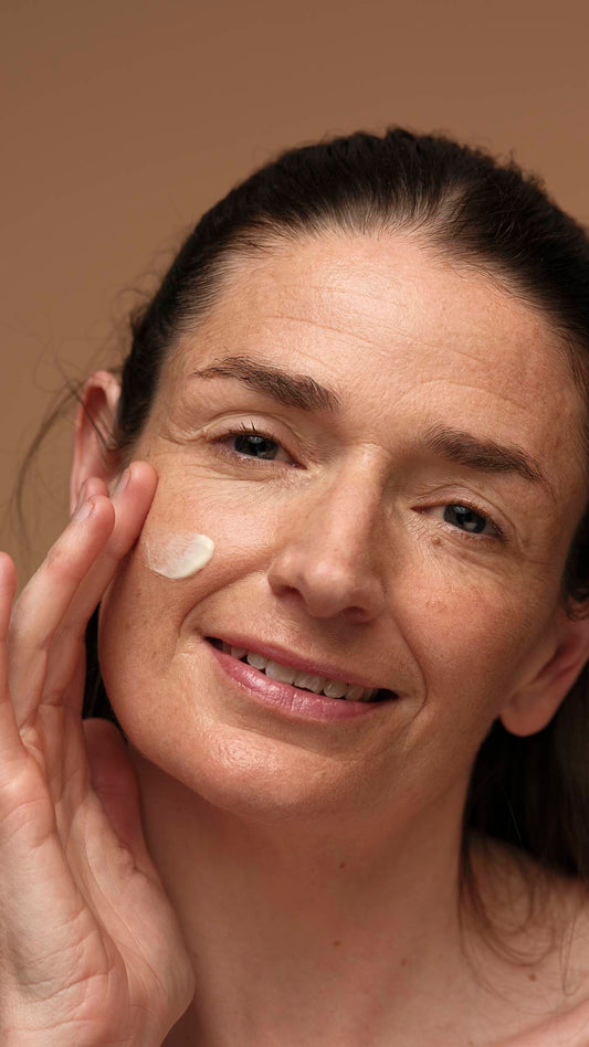 Skin's Shangri La Self-Preserving - US 2681