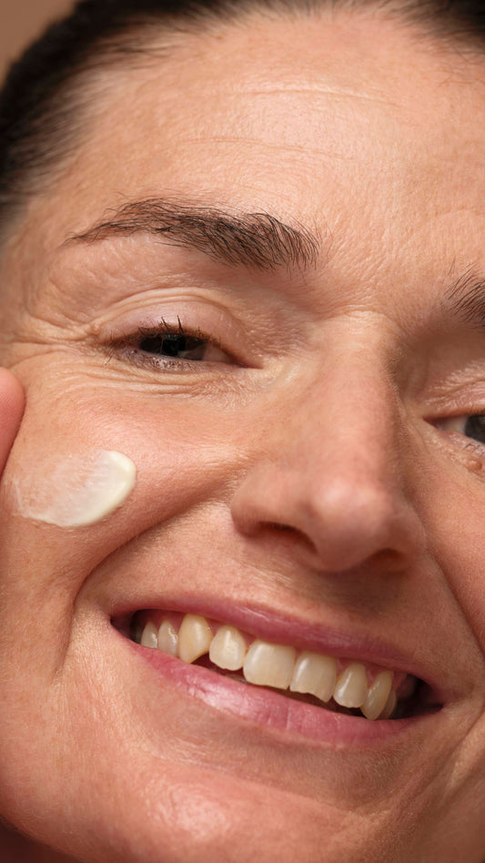 Skin's Shangri La Self-Preserving - US 2681